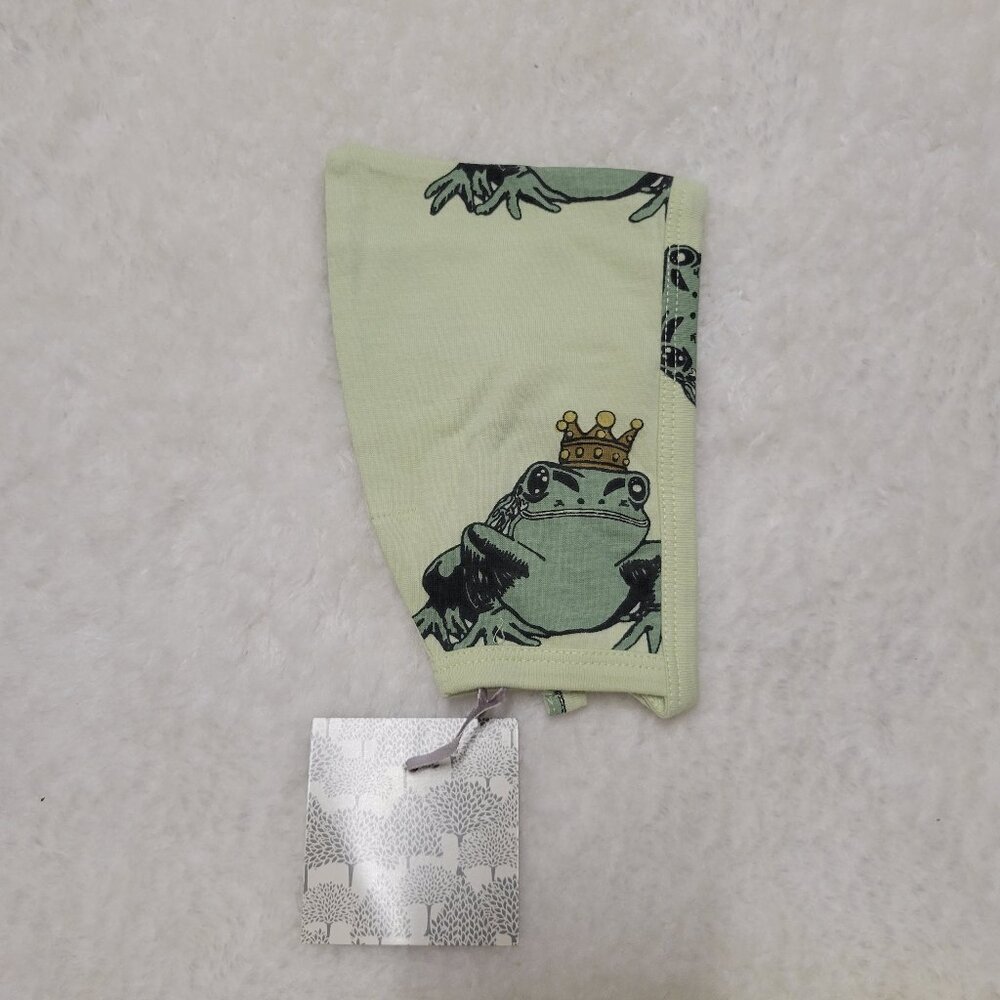 Kate Quinn Frog Newborn Elf Hat